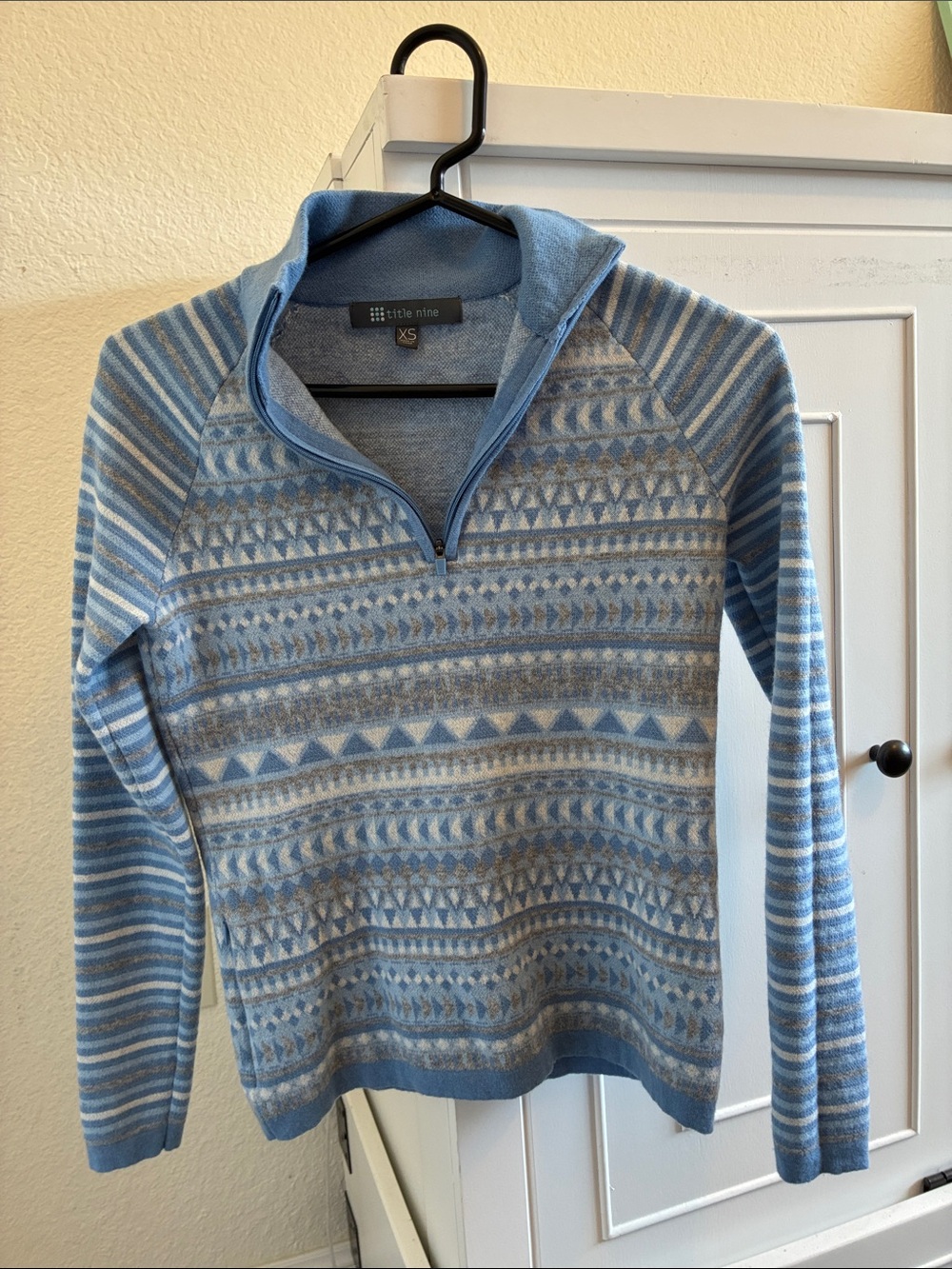 Title Nine Blue/gray/cream Super Power 1/4 zip Sweater